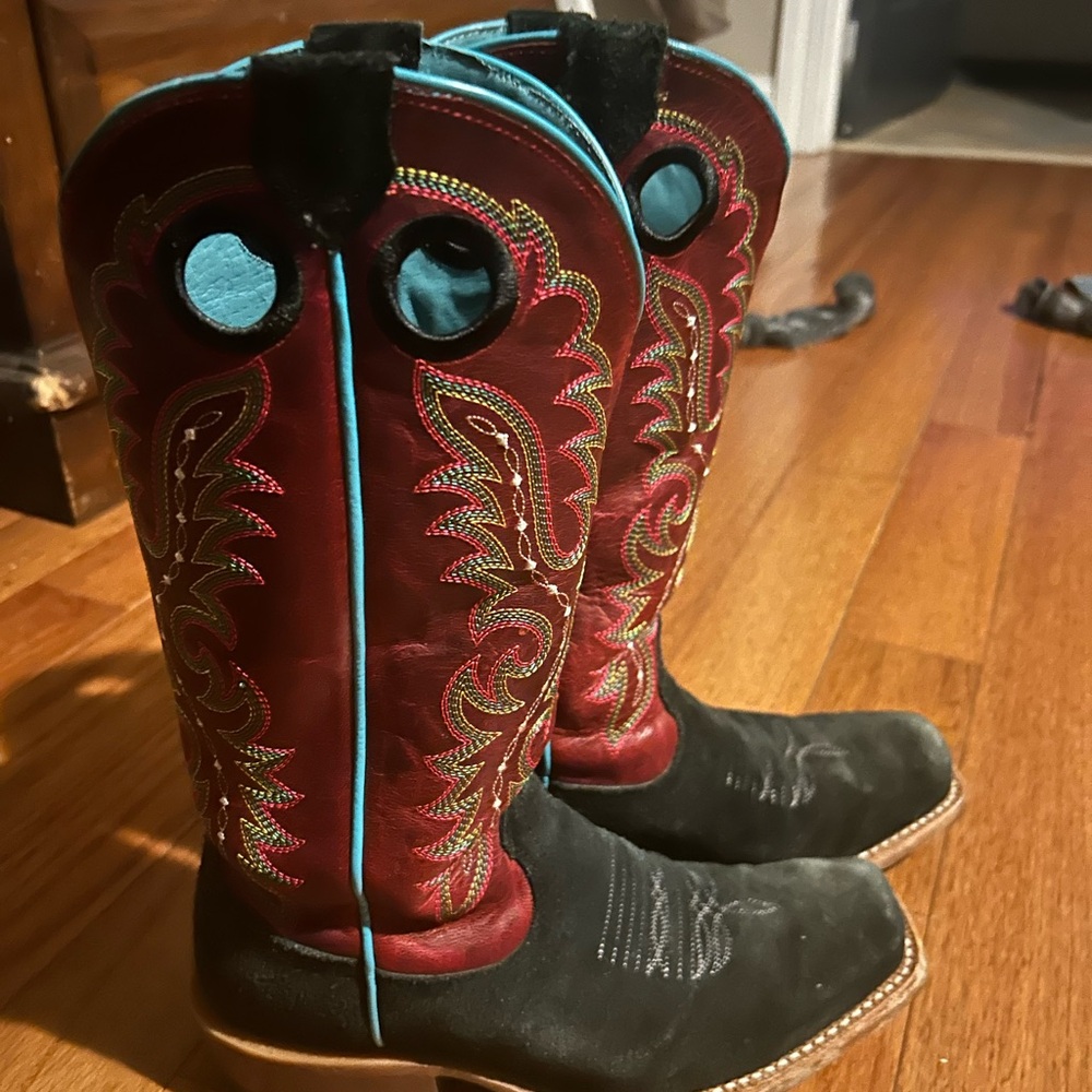 Women's Ariat Futurity Boots